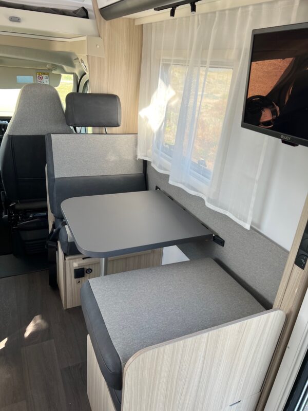 SNAILVAN SUN LIVING A70 DK (1)